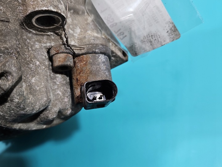 фото №7, Компрессор кондиционера vw golf v 1k0820803g, 8675f