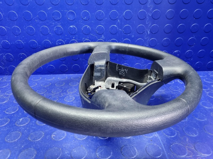 фото №8, Руль кожаный комплектная subaru legacy iv оригинал gs120-01390