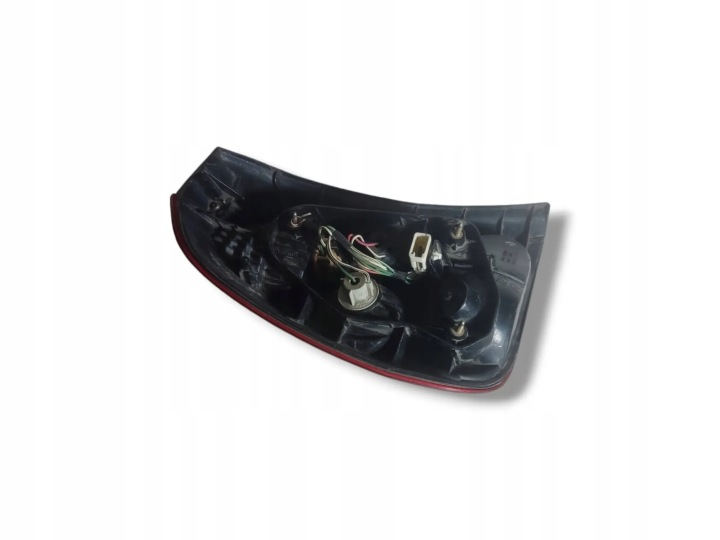 фото №6, Toyota corolla e110 2001 зад сторона prawa/lampa задня