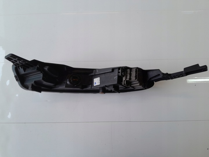 фото №6, Hyundai bayon лампа фара правый led 92208q0600
