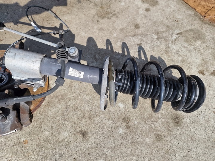 фото №5, Левая поворотный кулак амортизатор mcpherson  308 t7 1.6 thp