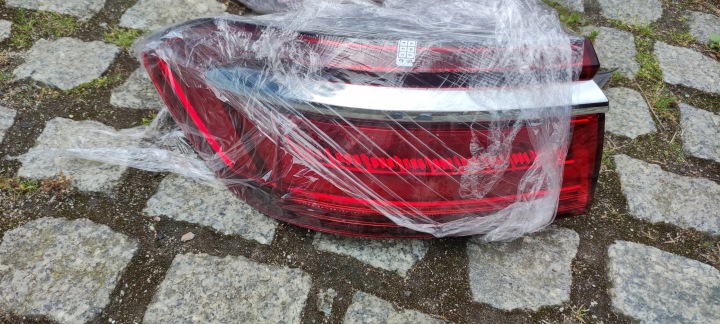 фото №6, Audi a8 d5 4n фара зад led права lub ліва ew 4n0945069b i накладка