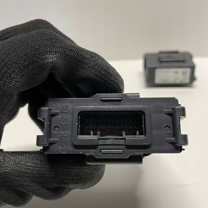 фото №2, Renault clio v captur ii модуль 284e70790r