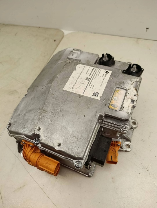 фото №1, Зарядное устройство bmw ix3 g08 61445b67bc6