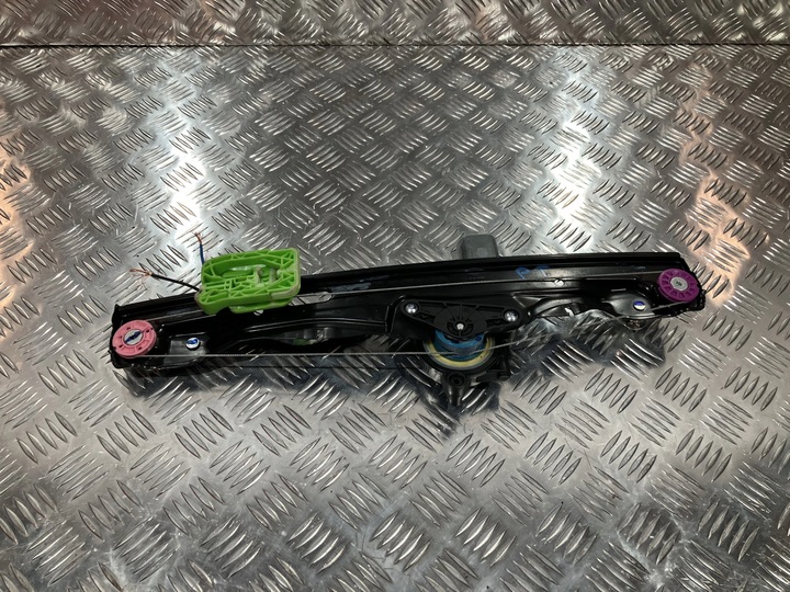 фото №1, Підйомник двері праві зад bmw x1 f48 7463492