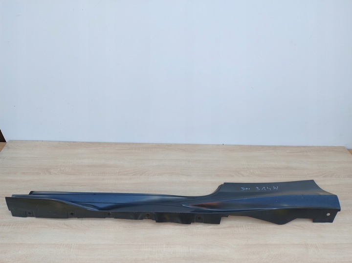 фото №1, Ferrari f8 лівий поріг накладка планка порогова оригінальна нова dm314w