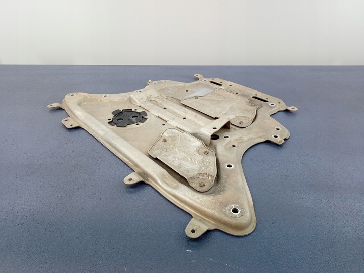фото №4, Bmw 7 g11 g12 g30 защита плита шасси 6869115