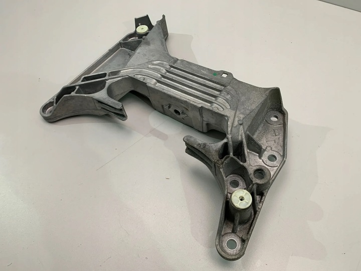 фото №6, Bmw g11 g26 g30 кронштейн крепление лапи коробки 9485330