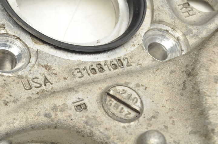 фото №6, Volvo s60 iii v60 ii поворотный кулак правая передняя правые перед 31681602