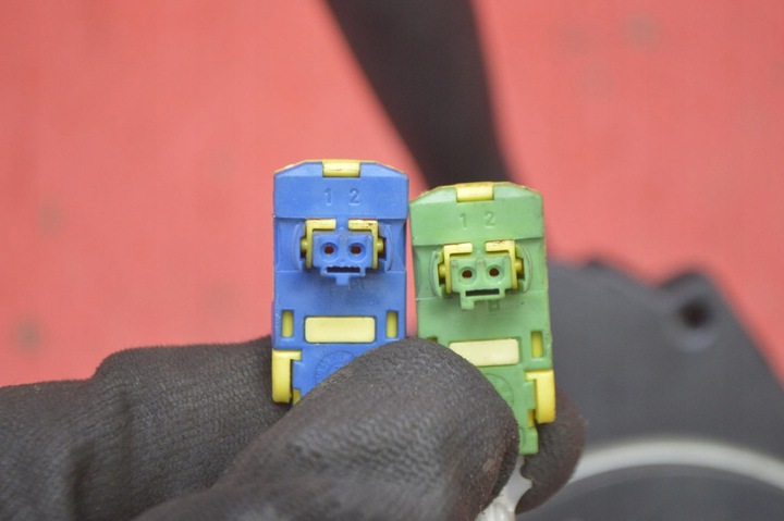 фото №7, Переключатель комбинированный переключатель-паук 96533582xt peugeot 307 1 i универсал 01-05