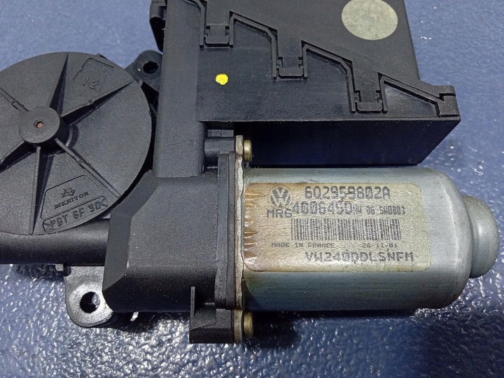 фото №6, Vw polo iv 9n двигунчик скла перед лівий 6q2959802a