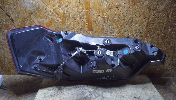 фото №14, Opel insignia a рестайлинг лампа правые зад w крышка багажника c2127