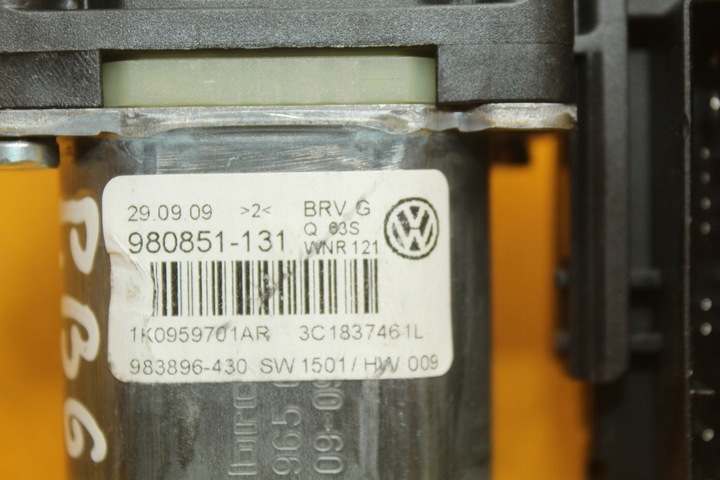 фото №11, Моторчик блок управления стёкла левый перед vw passat b6 1k0959793n 1k0959701ar