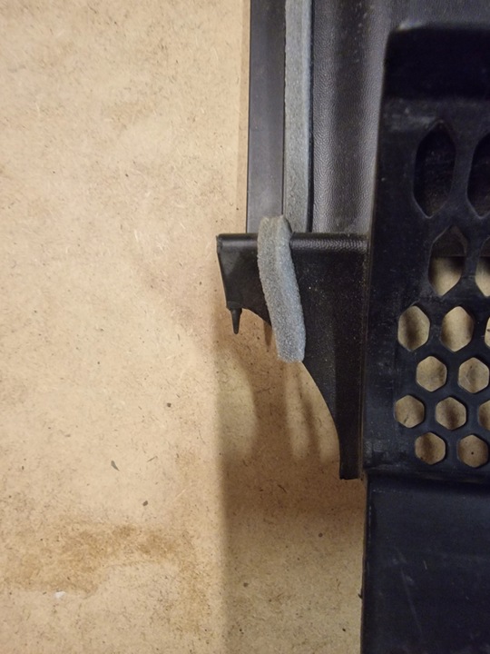 фото №5, Панель під лобовим склом citroen c3 aircross 13476264 комплект