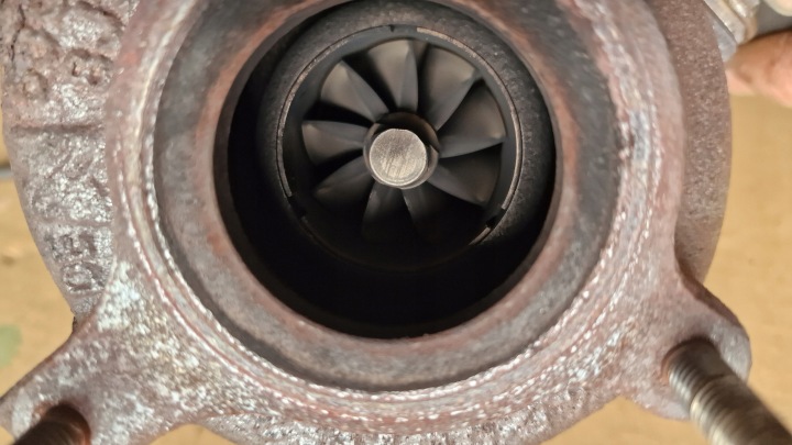 фото №6, Audi q5 8r a4 b8 a5 8t a6 c6 exeo 2.0 tdi турбонагнетатель турбина 03l145702e