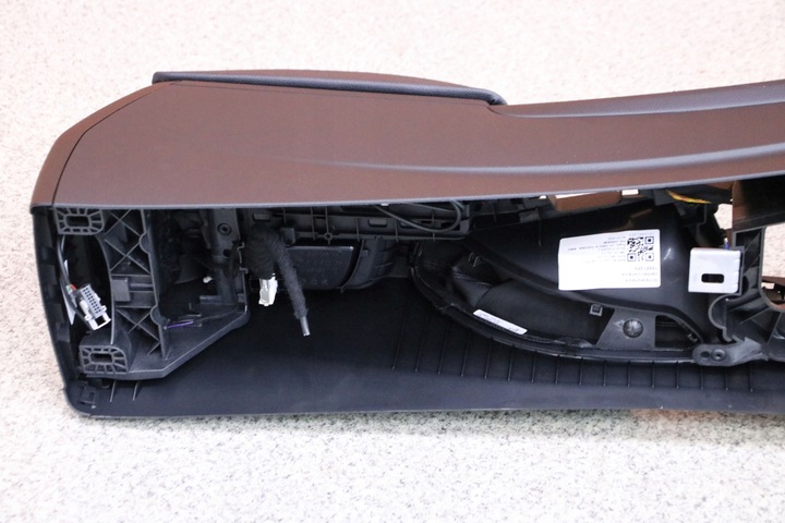 фото №10, Bmw f30 f31 f32 f34 f36 туннель средний зарядное устройство механическая коробка передач европа