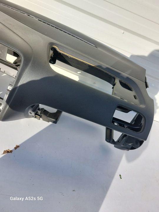 фото №9, Панель раздаточная консоль vw polo v 6r eu