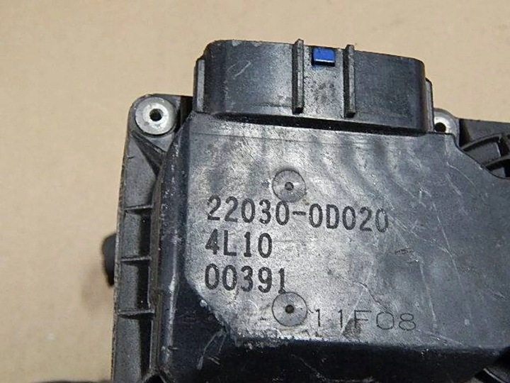 фото №7, Дроссельная заслонка toyota corolla e12 1.4 1.6 vvti 01-07 22030-0d020 4l10
