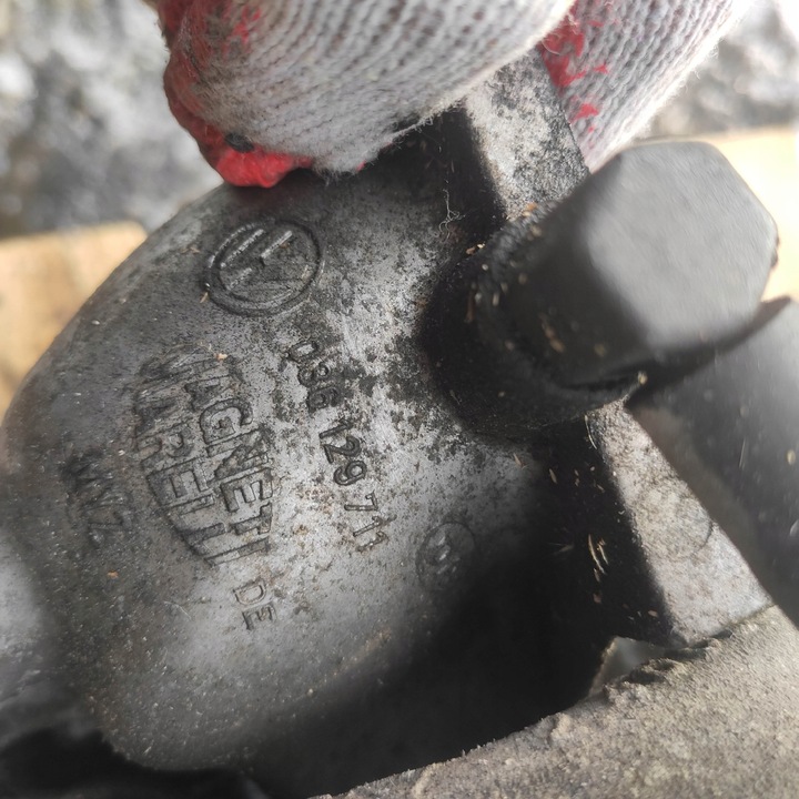 фото №11, Коллектор всасывающий vw golf 4 iv bora 036129711