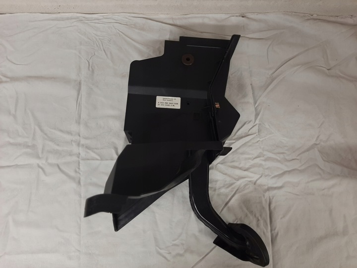 фото №7, Mercedes w203 педаль тормоза автомат a2032900401