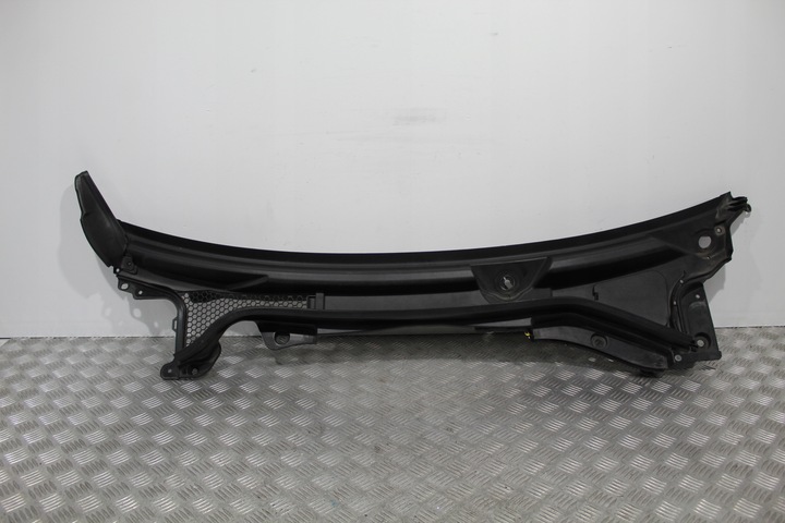 фото №1, Панель під лобовим склом stelvio 156134659