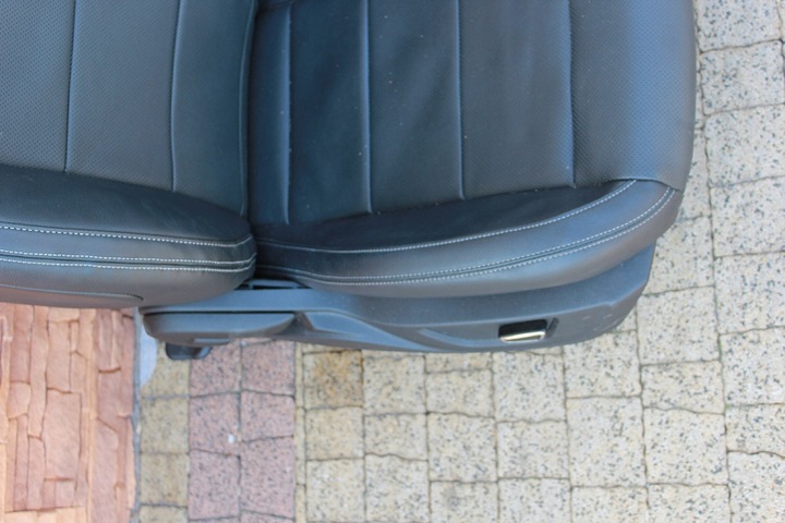 фото №6, Ford mustang 2015 сидіння оббивка сидіння диван