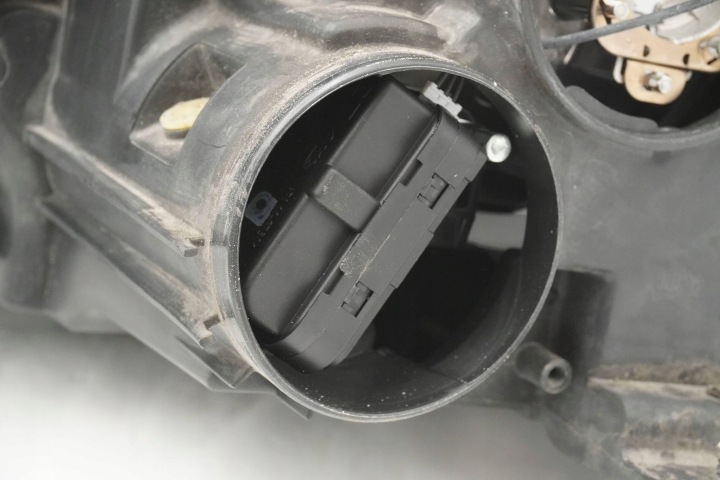 фото №12, Фара передняя правая vw passat b7 3ab941006 90003373