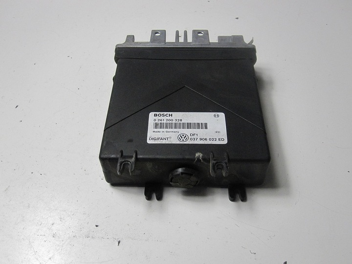 фото №7, Компьютер блок управления vw passat b3 2.0 91r