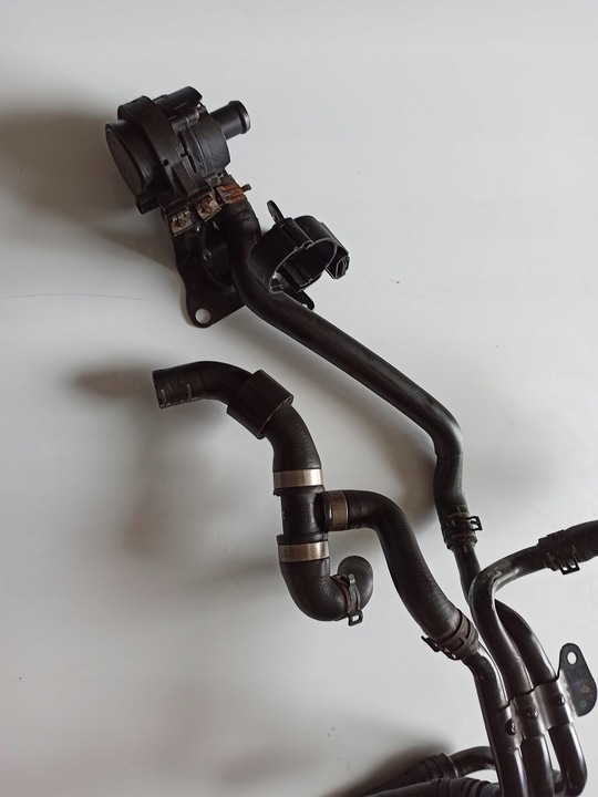 фото №6, Vw golf vii дополнительный насос воды 5c0965567 шланг шланг воды 04l121064af