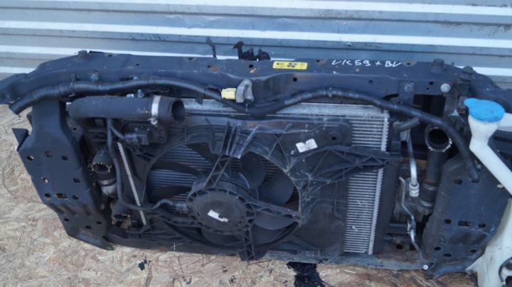 фото №16, Передня панель передній nissan qashqai j10 1.5 dci 2009