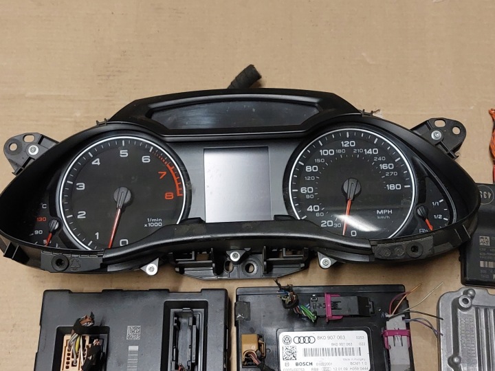 фото №5, Блок управления двигателем (ecu) 1.8tfsi cdh audi a4 8k1907115c