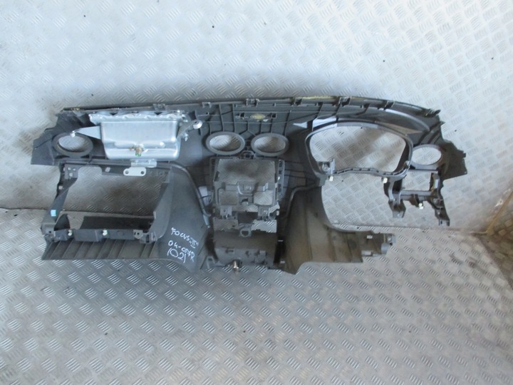 фото №6, Панель консоль ford focus ii 04-07r