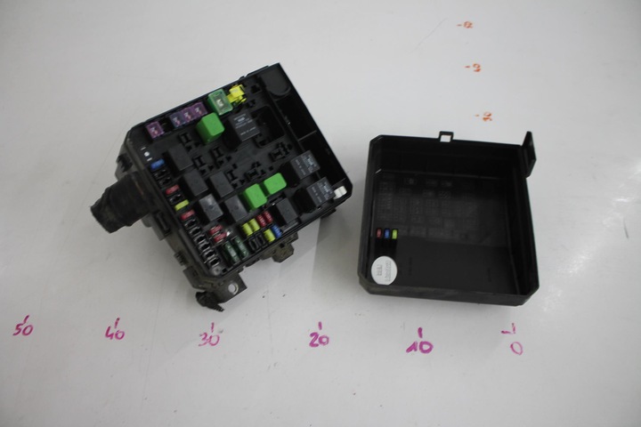 фото №2, Корпус предохранителей 8565a024 c-crosser 2.2 hdi