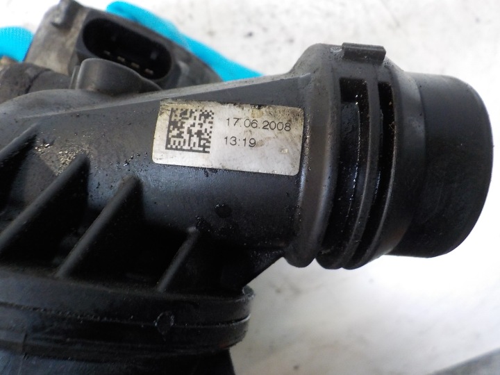 фото №8, Bmw e90 e91 2.0 бензин n43 водяна помпа  7586926