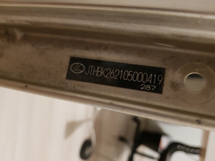 фото №12, Lexus is 220 250 350 05-13 крыло левый перед