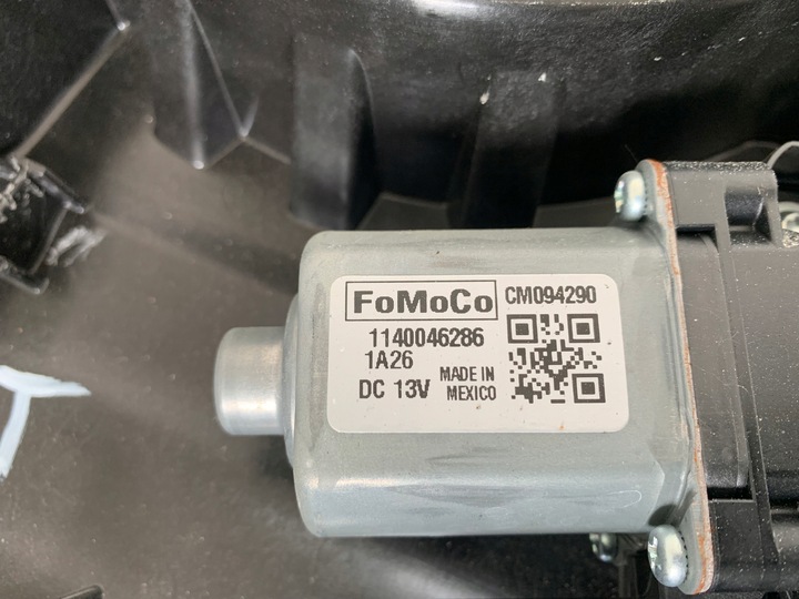 фото №15, Ford mustang mach-e rwd 2021r подъемник стекла правые зад задний