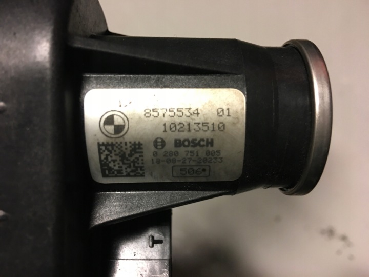фото №9, Колектор впускний  8477029 bmw 7 g11 g12 3.0d