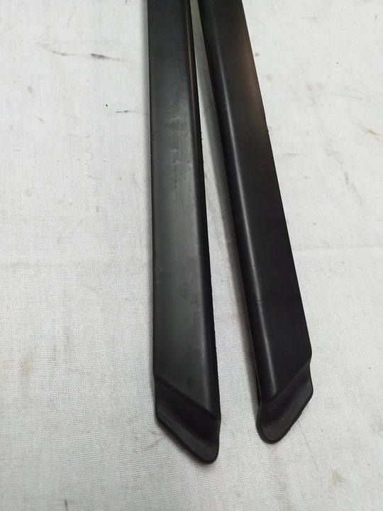 фото №3, Audi q3 83f планка стёкла лобовой левая