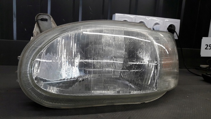 фото №4, Фара левый ford escort mk7 valeo 96r