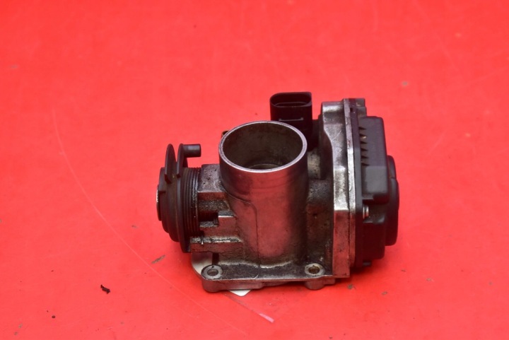фото №5, Дроссельная заслонка 030133064f vw polo 3 iii 6n 1.4 8v 60 km 94-01
