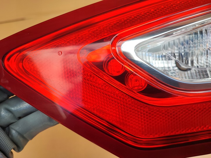 фото №6, Mondeo mk5 2.0 tdci лампа правая зад w крышка багажника хэтчбек led ds73-13a602-kd