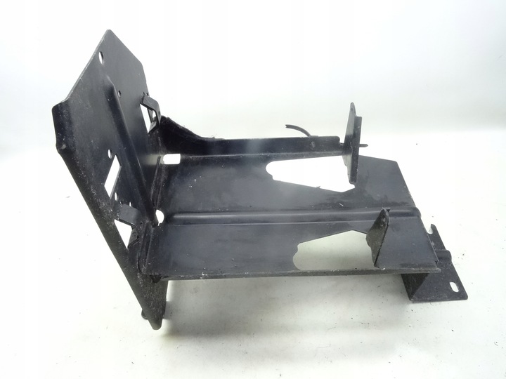 фото №1, Audi a8 d2 94-02 кріплення чейнджер 4d0919897b