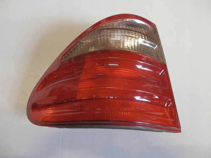 фото №1, Mercedes e-klasa w210 лампа задняя w крыло левая a2108205364