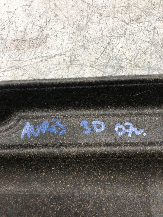 фото №9, Полка багажника toyota auris i 3d 64330-02440