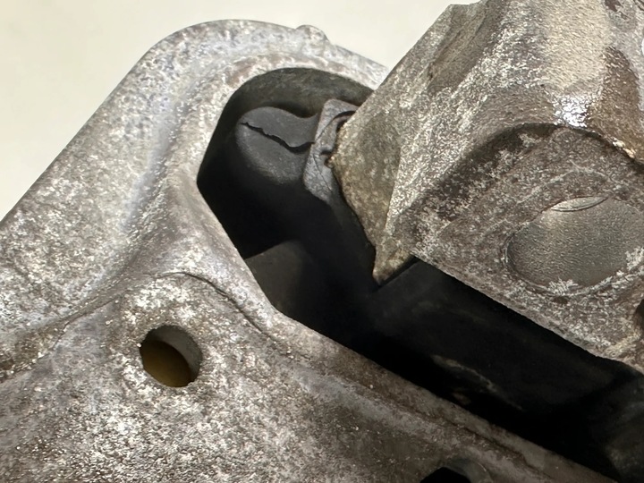 фото №8, Volkswagen golf sportsvan 2016 перед сторона правая кронштейны i лапы