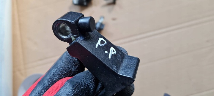 фото №8, A6 c8 4k петля петлі двері праві правий перед lz7s комплект