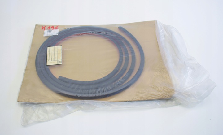 фото №1, Skoda superb iii 3v9 прокладка дверь правых левых зад задняя новая универсал