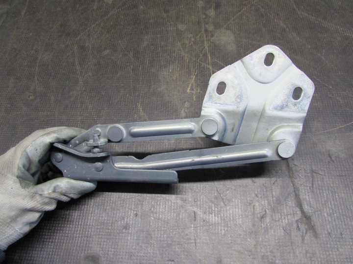 фото №4, Петля капота vw touran i 03-10r la7x