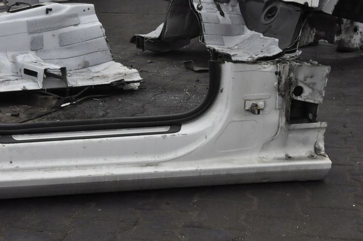 фото №6, Audi a4 b8 стійка поріг праві ly9c