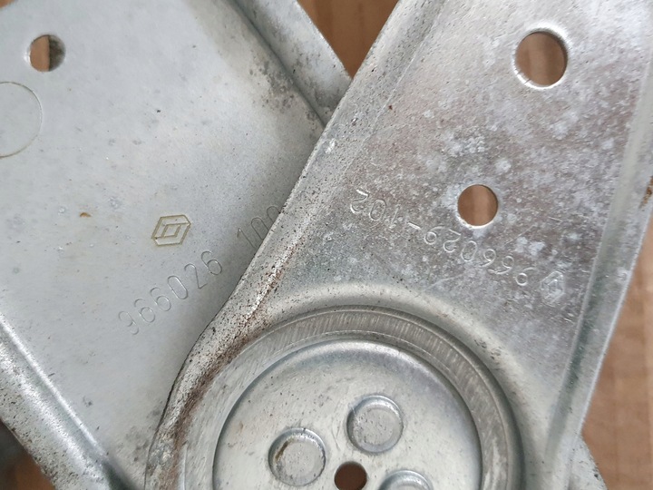 фото №6, Подъемник механизм стекло левый перед megane iii